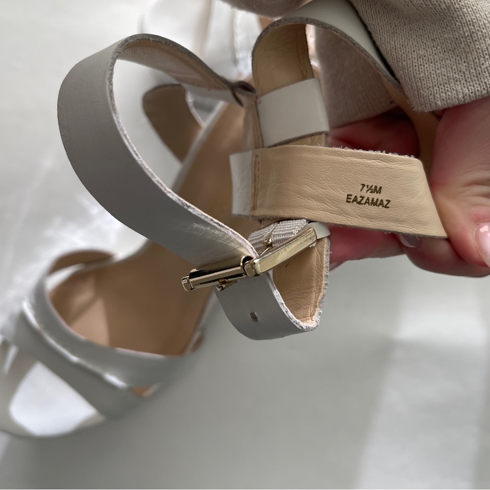 Enzo Angiolini Zamaz Mirrored Wedges Size 7.5 White - Picture 6 of 6